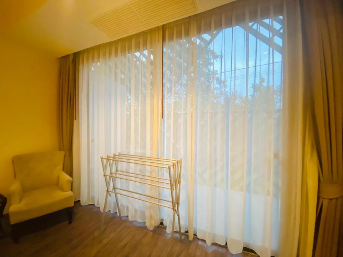 Rimkhobfa Urban Resort Szamutprakan Kültér fotó